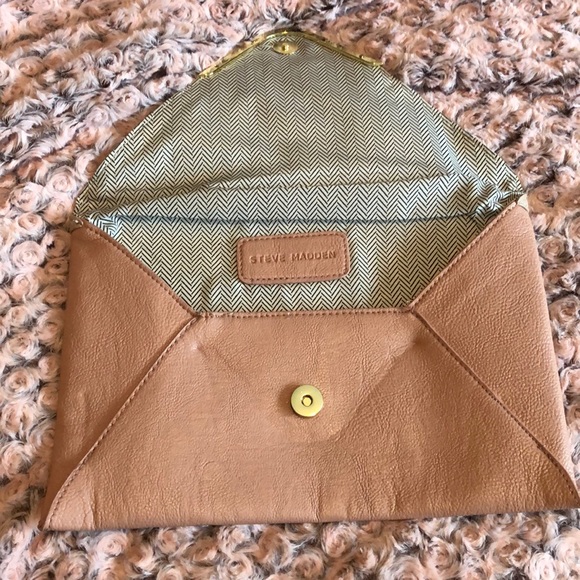Steve Madden envelope clutch purse - Picture 3 of 4